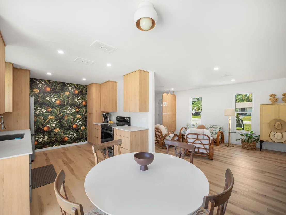 Photo of 6100 Seagrape Drive