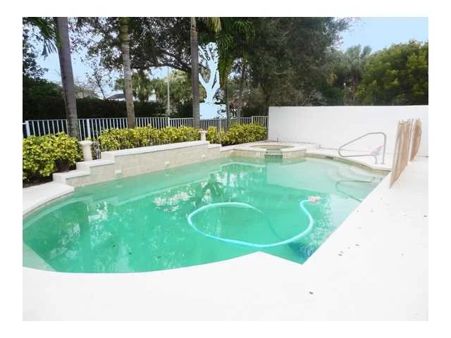 Photo of 6779 Ashburn Road