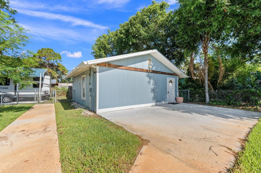 Photo of 6101 Buchanan Drive