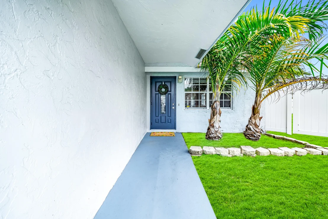 Photo of 5 Whitehall Way