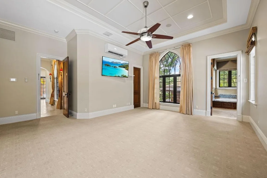 Photo of 6300 Riverside Drive