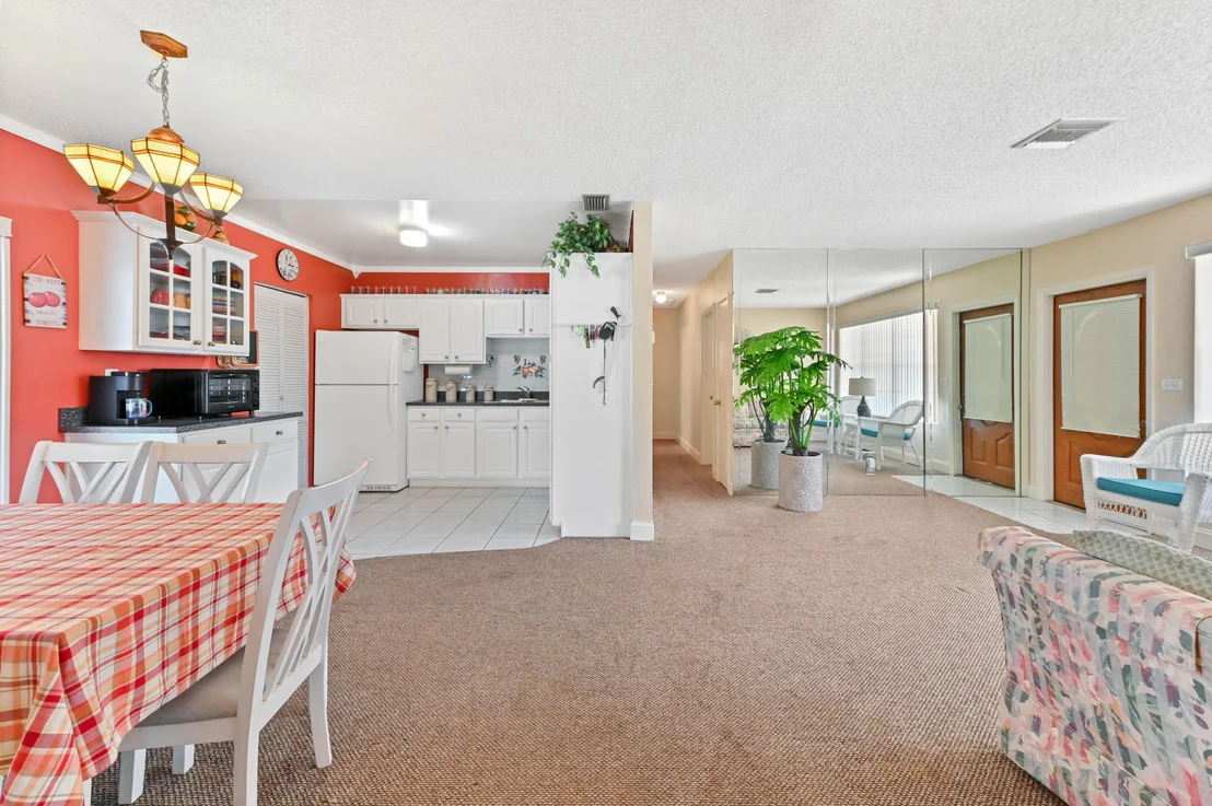 Photo of 144 Cayman Drive