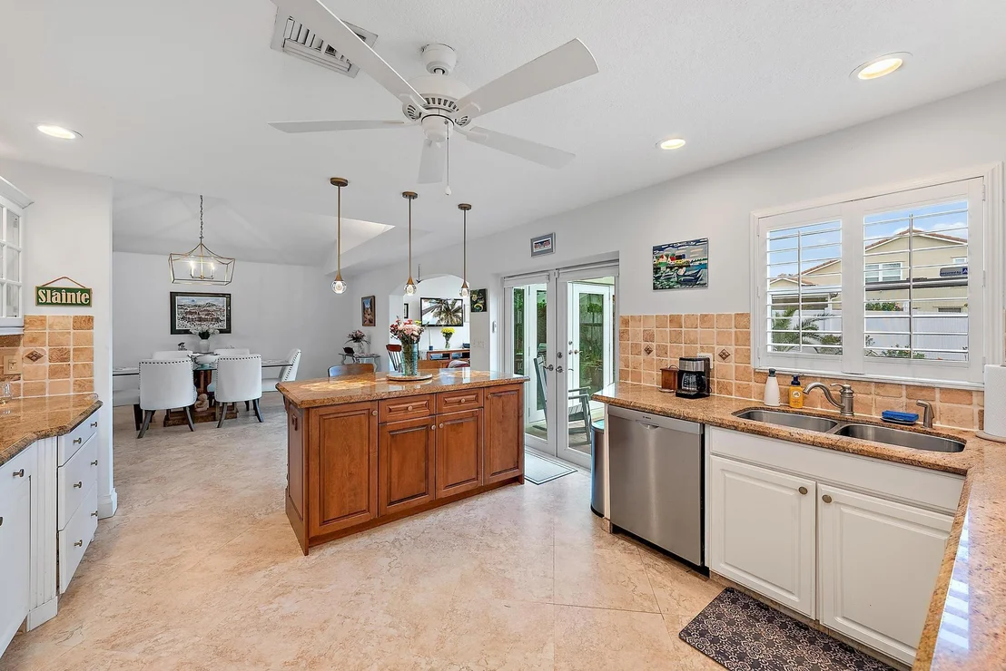 Photo of 149 Stonebriar Boulevard