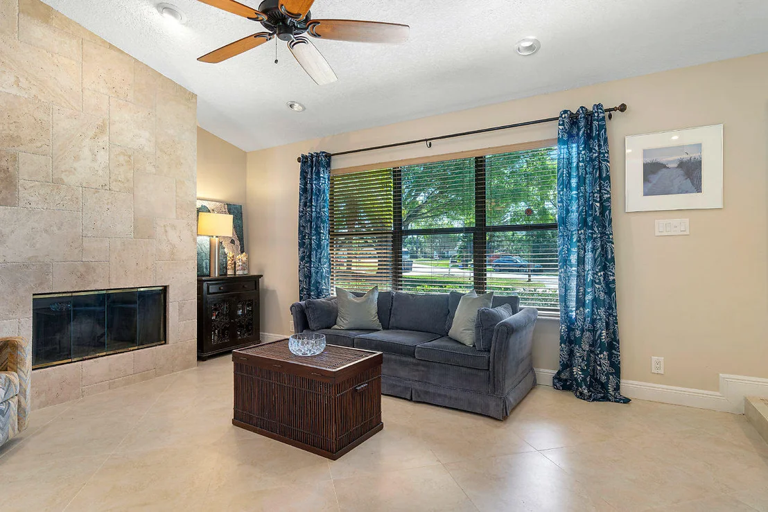 Photo of 772 Juniper Place