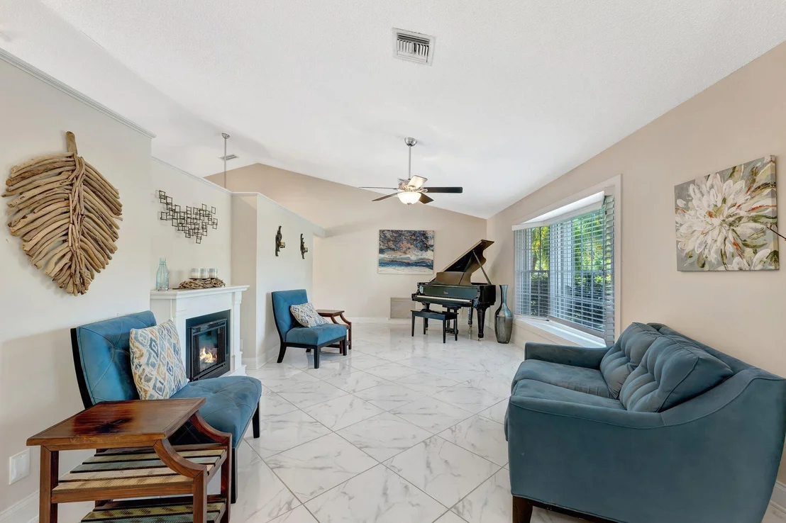 Photo of 12750 Oak Arbor Drive