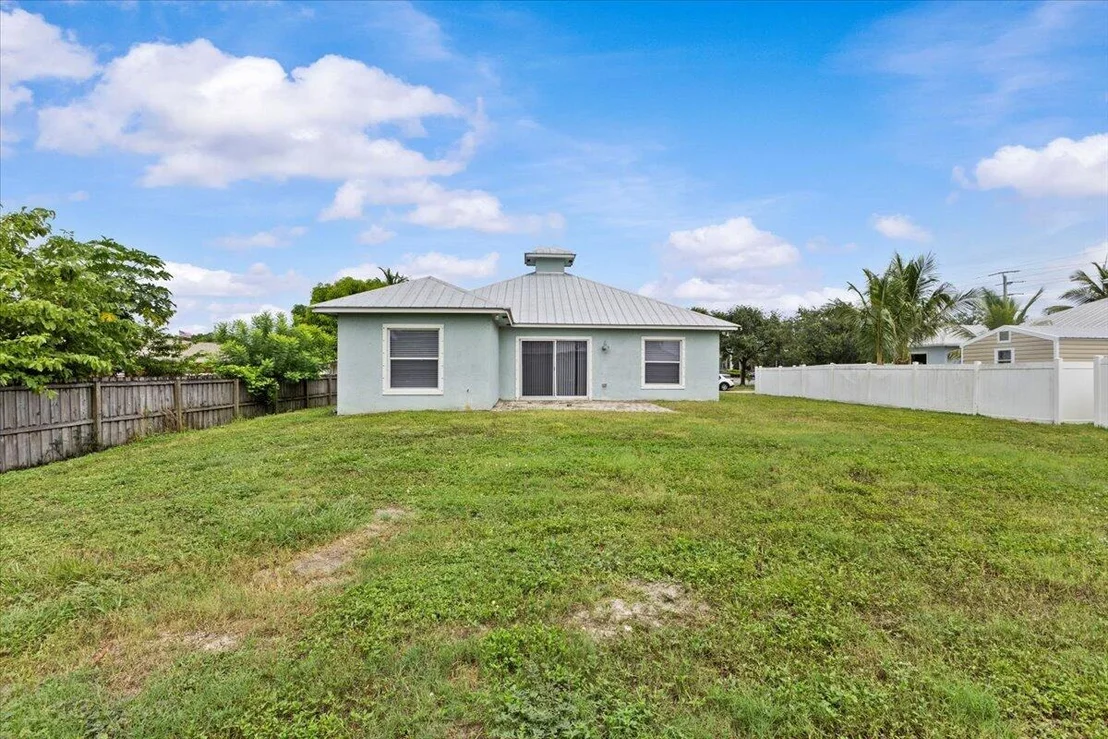 Photo of 3164 SE Orange Tree Place