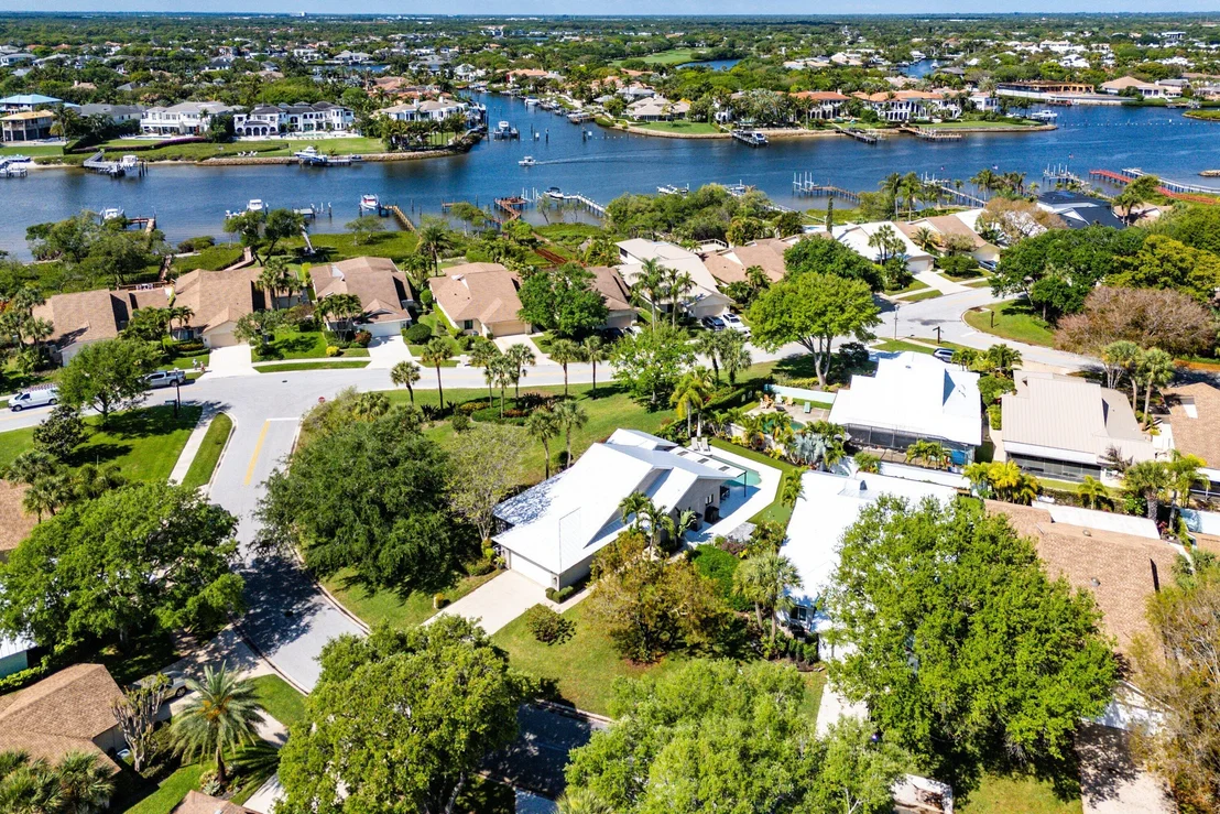 Photo of 306 Leeward Drive