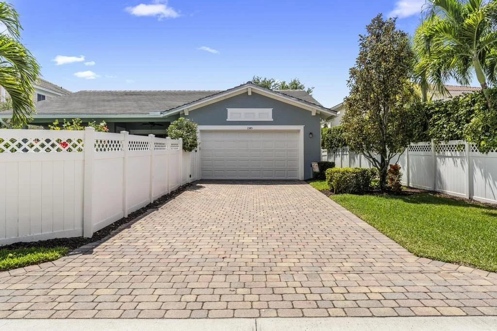 Photo of 1345 Bourne Drive