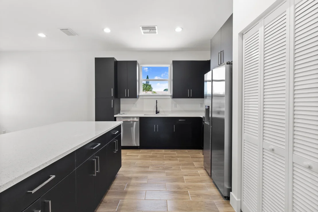 Photo of 315 N E Street
