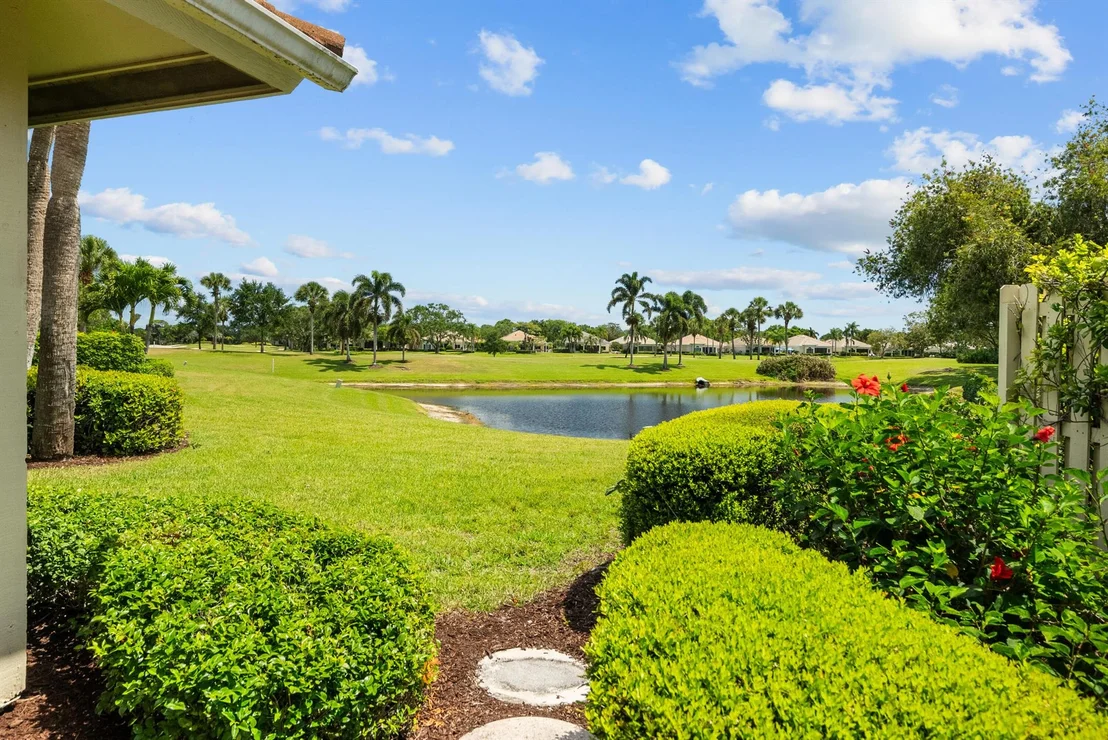 Photo of 7066 SE Winged Foot Drive