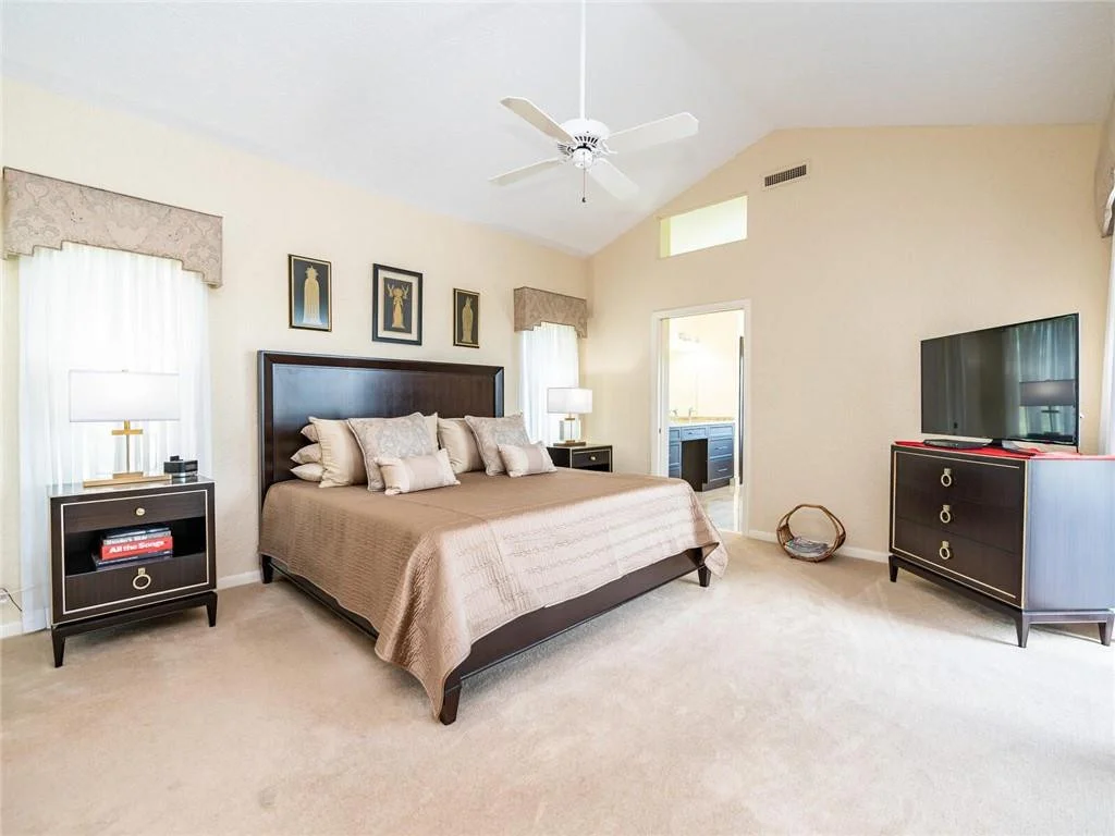 Photo of 1080 Capistrano