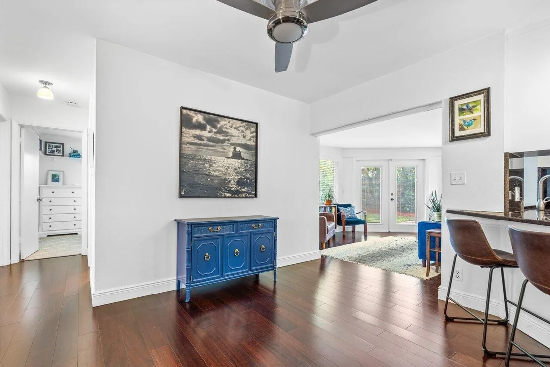 Photo of 609 Heron Drive