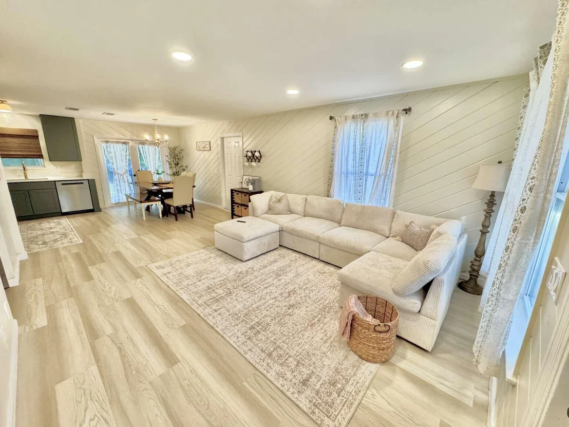 Photo of 13146 154th Place N
