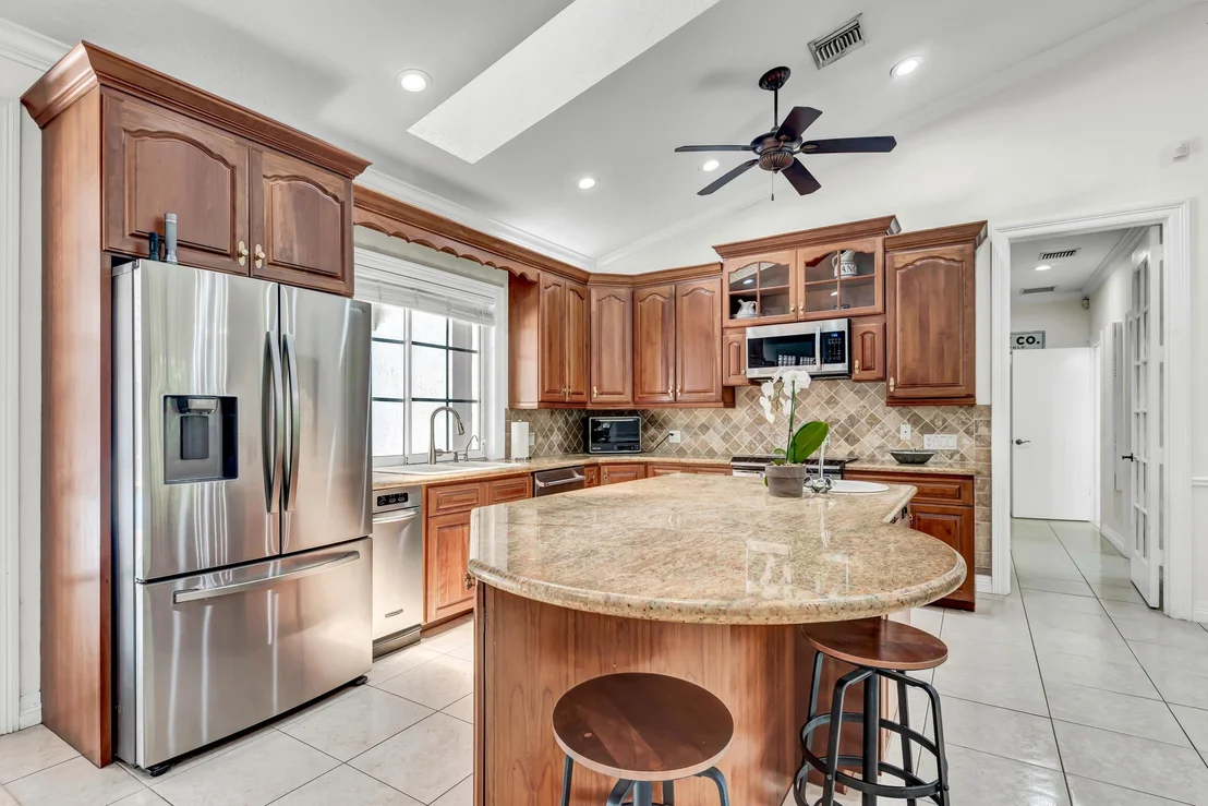 Photo of 9266 Oak Hammock Lane
