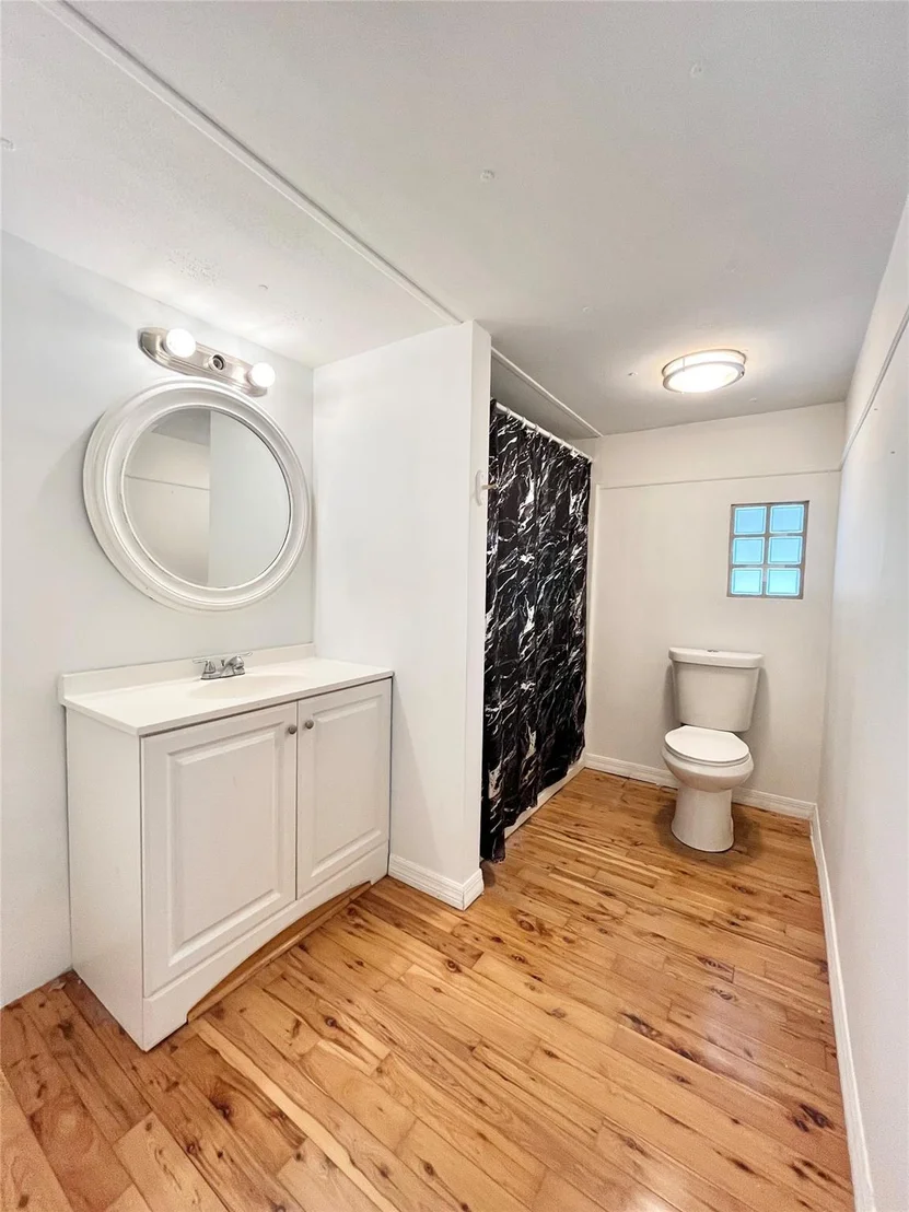 Photo of 1065 Riverview Drive