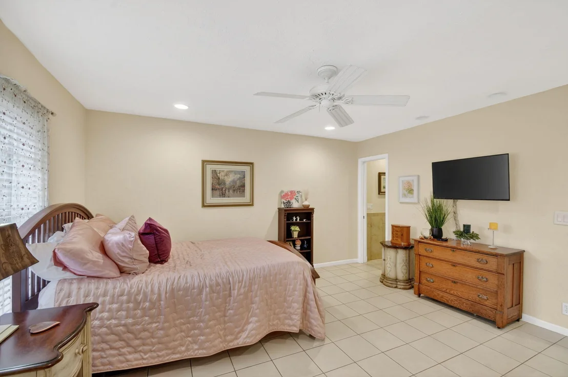 Photo of 300 Cape Cod Circle