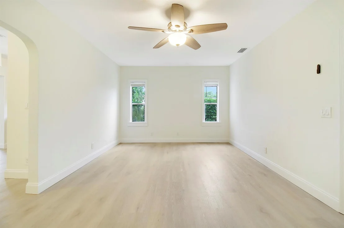 Photo of 848 Upland Road