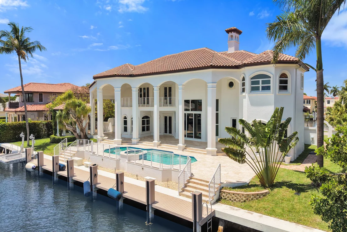 Photo of 890 Lilac Drive