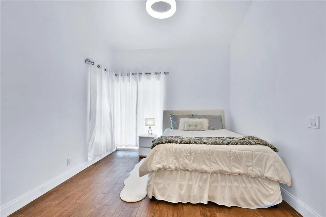 Photo of 1451 Garden Road