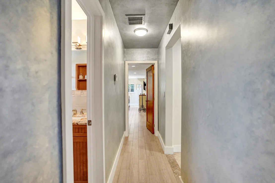 Photo of 445 SE 17th Terrace
