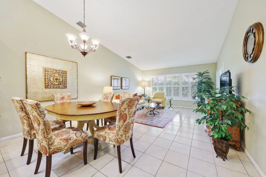 Photo of 39 Sausalito Drive