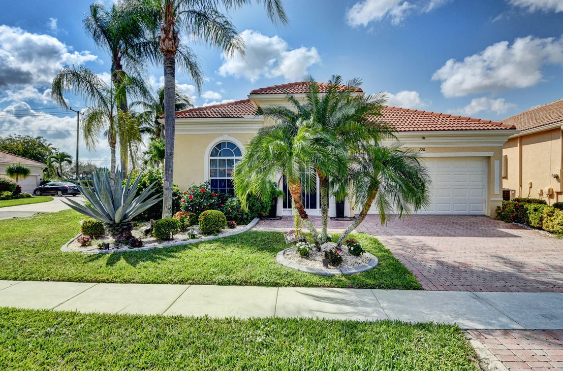 Photo of 7211 Demedici Circle