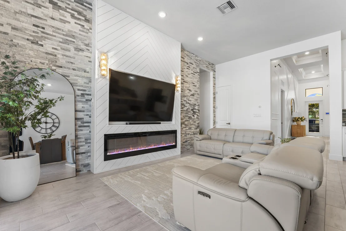 Photo of 7465 Seacoast Drive