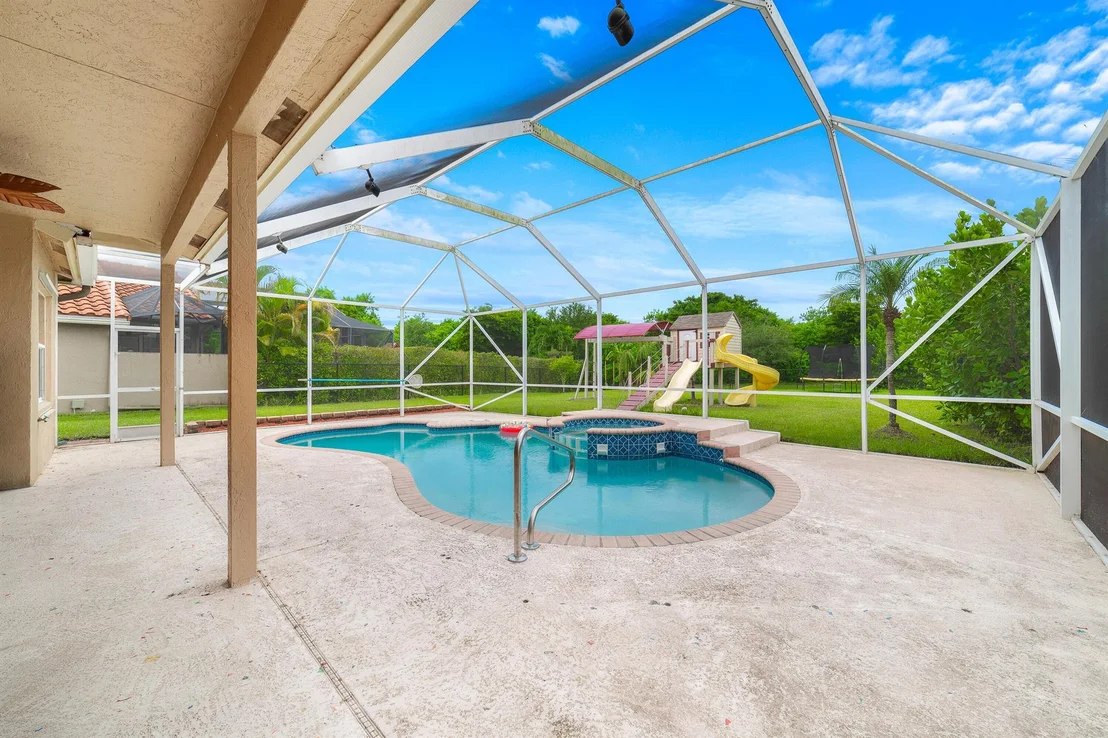 Photo of 21991 Altona Drive