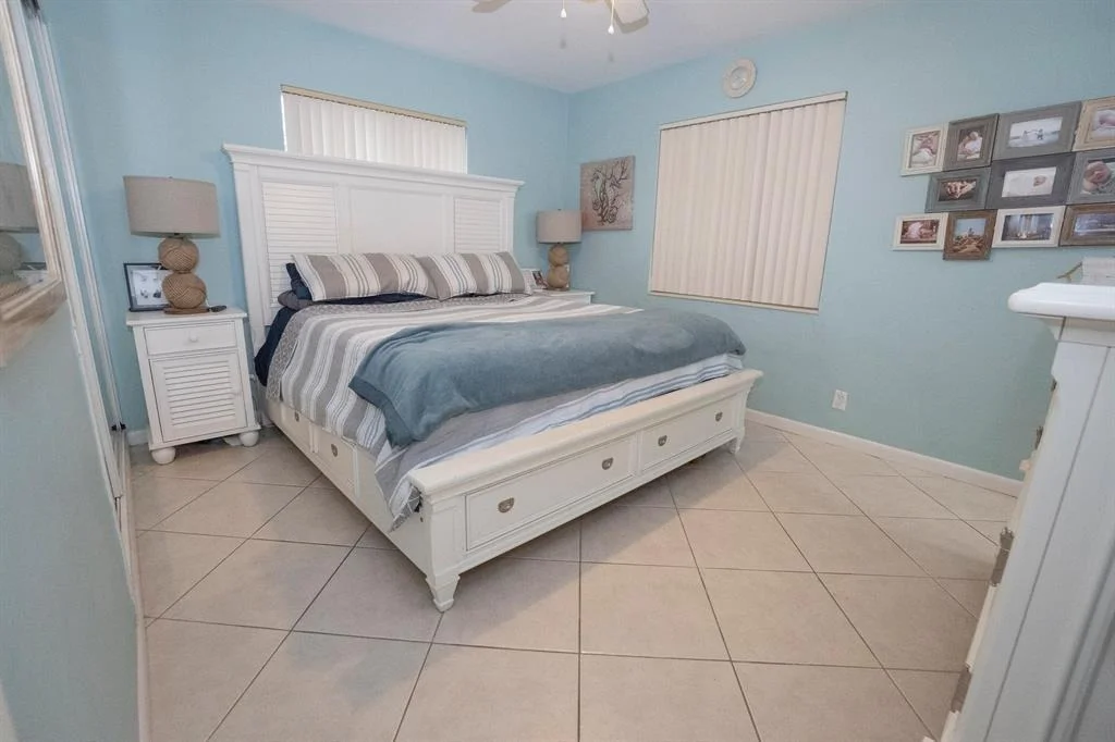 Photo of 716 Juniper Drive