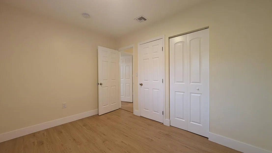 Photo of 541 N 68th Way