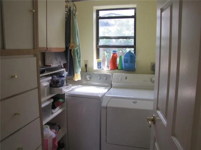 Photo of 916 Daffodil Drive