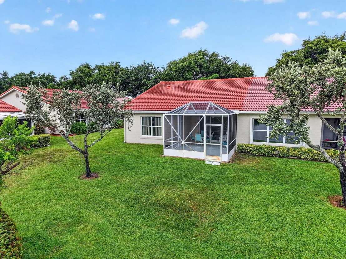 Photo of 164 Sausalito Drive