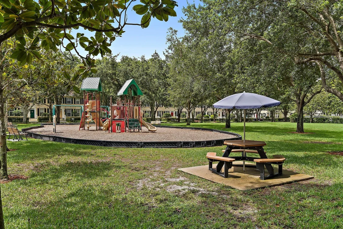 Photo of 508 Sweet Bay Circle