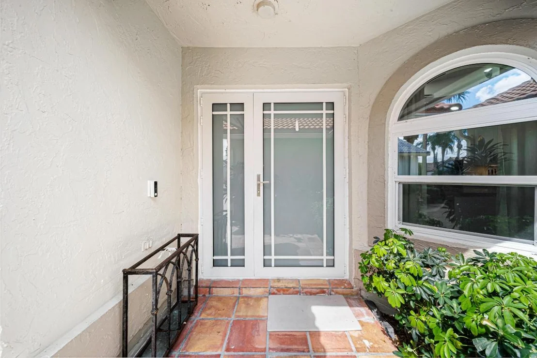 Photo of 6087 Bay Isles Drive