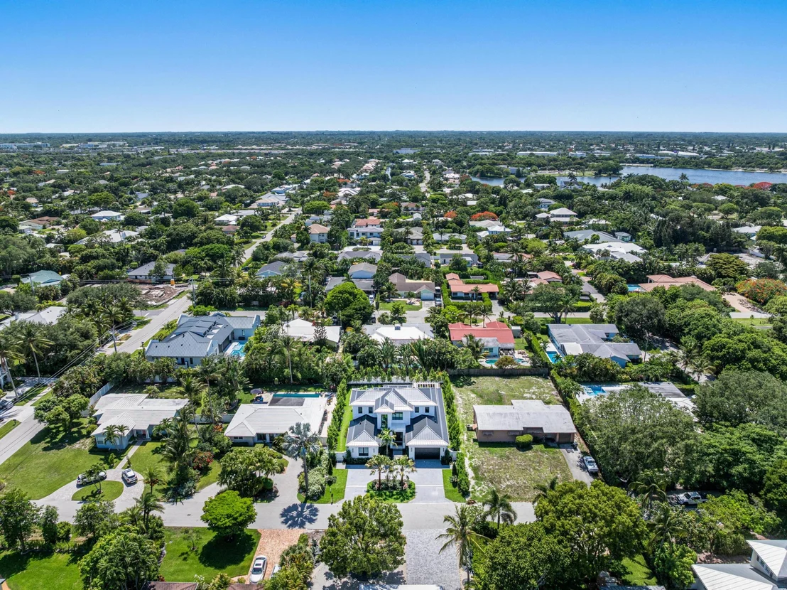 Photo of 720 NW 3rd Avenue