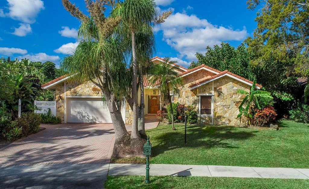 Photo of 4133 NW 28th Way