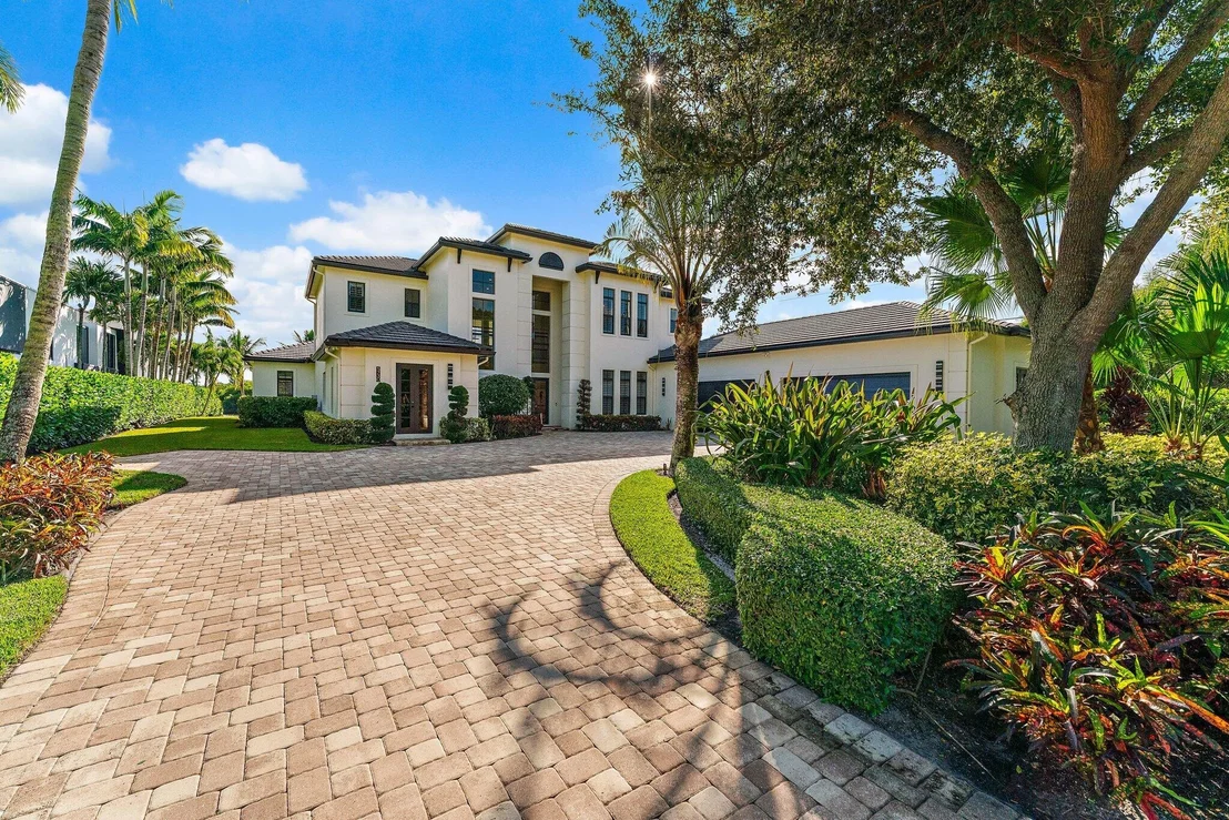 Photo of 5730 Holly Lane