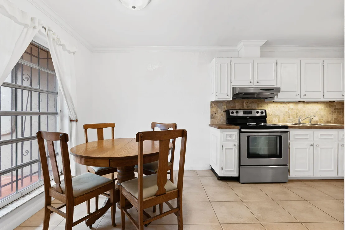 Photo of 143 SE 7th Street