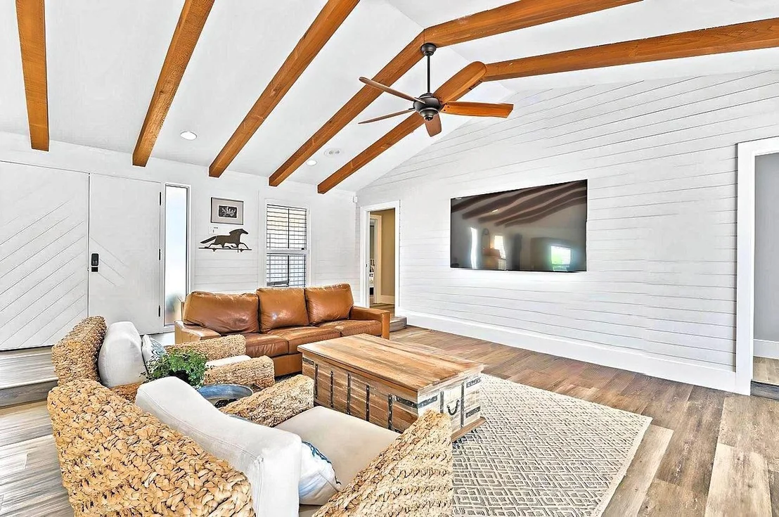Photo of 940 Turner Quay