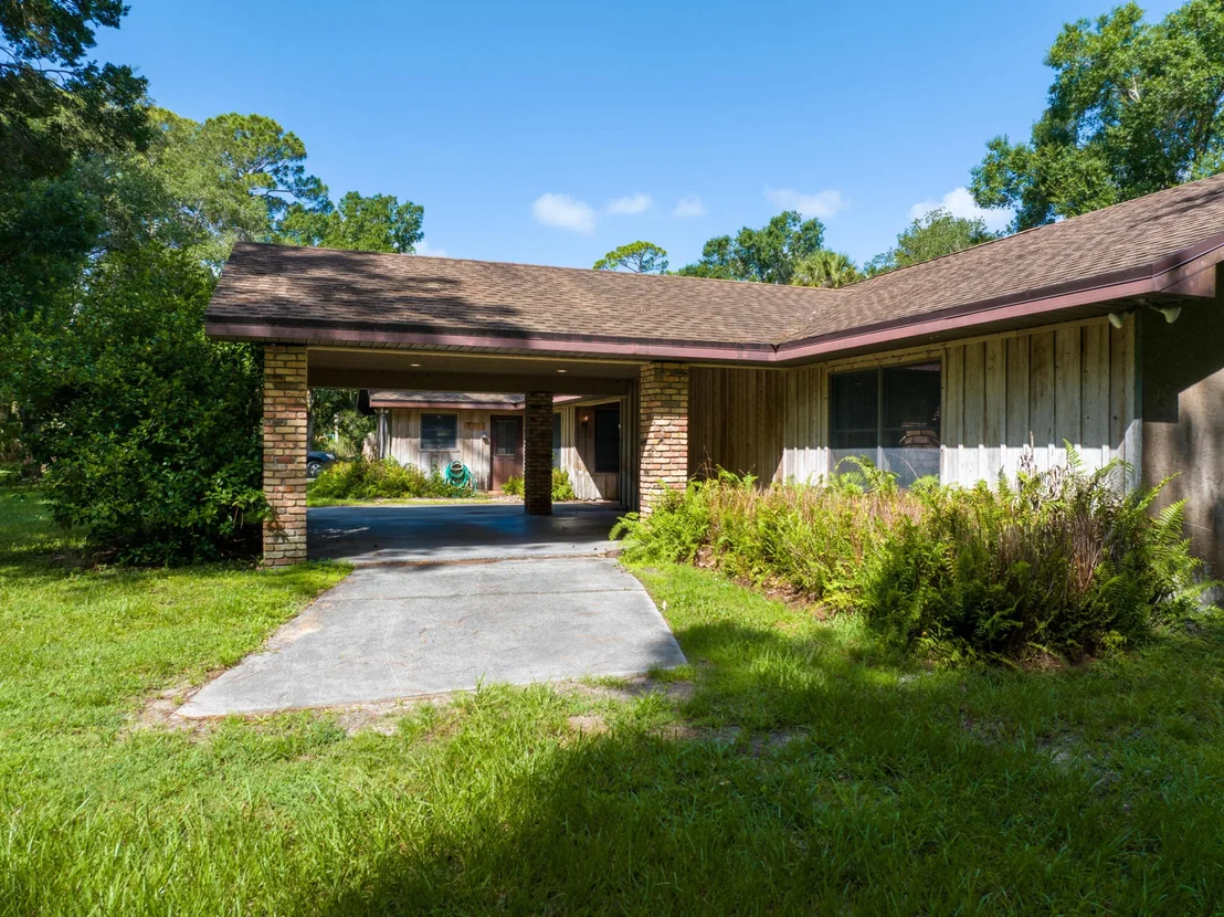 Photo of 13500 NW 2nd Avenue