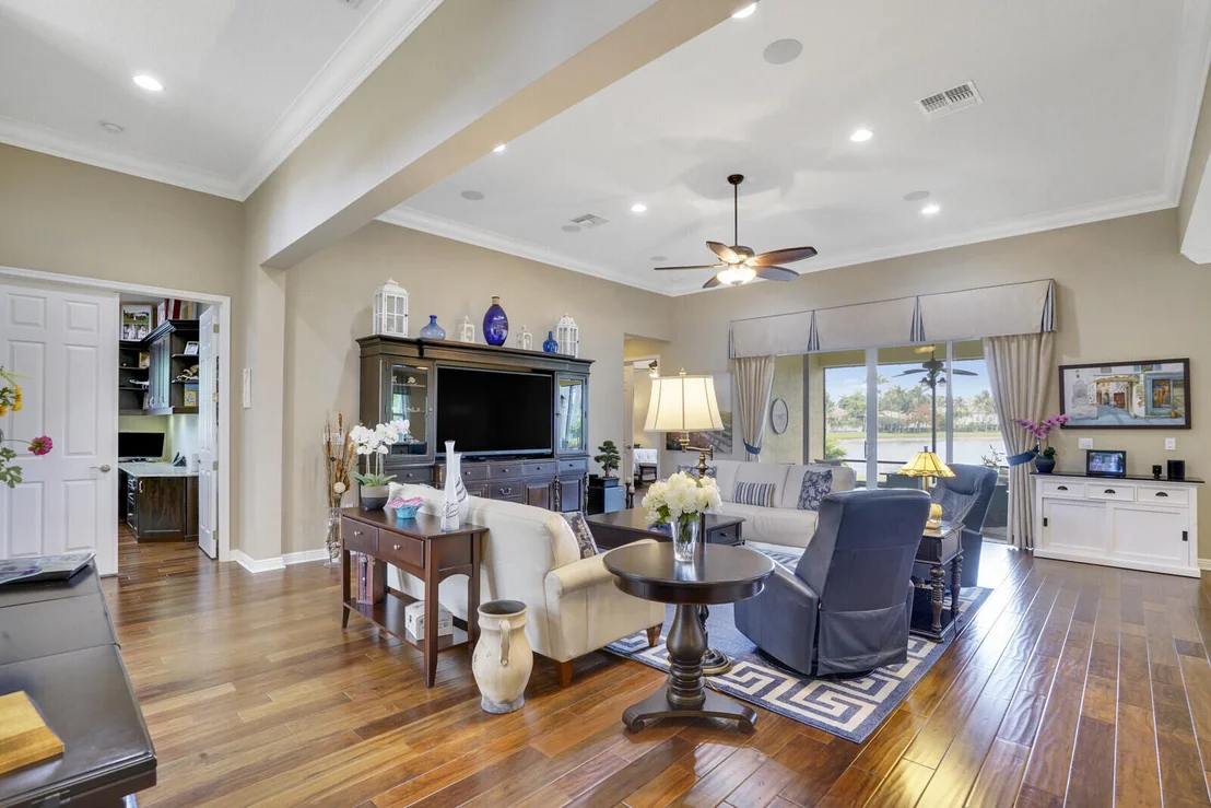 Photo of 2554 Cooper Way