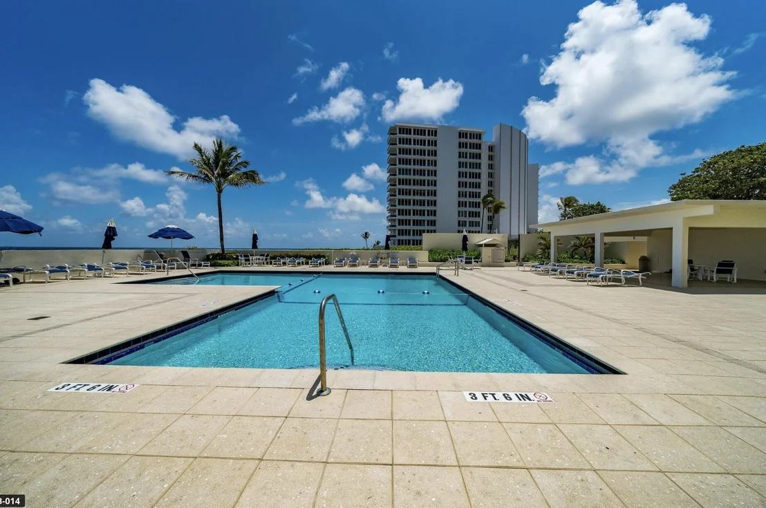 Photo of Unit 708 at 600 S Ocean Boulevard