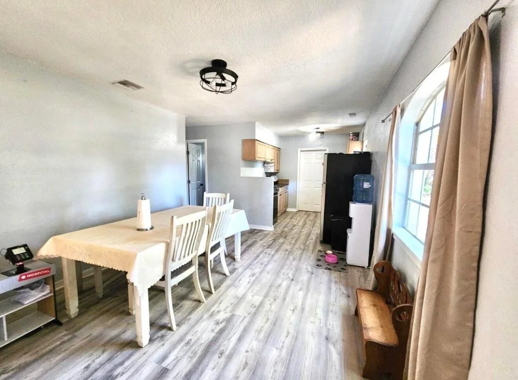 Photo of 3307 NW 33rd Avenue