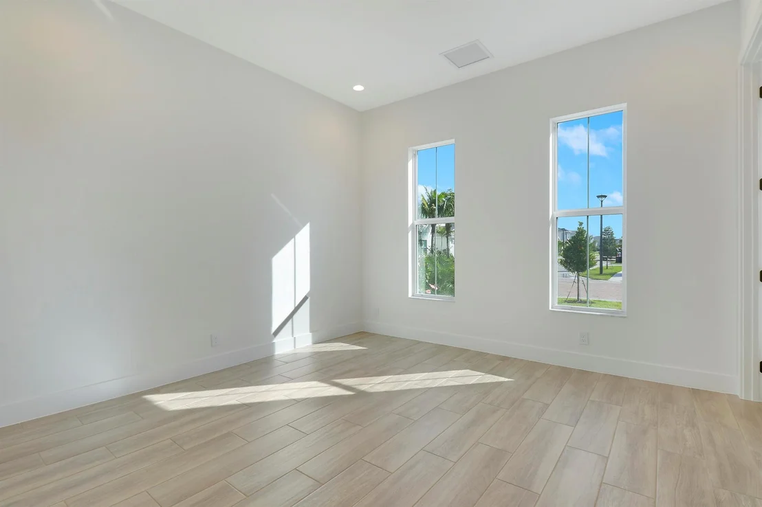 Photo of 9194 Crestview Circle