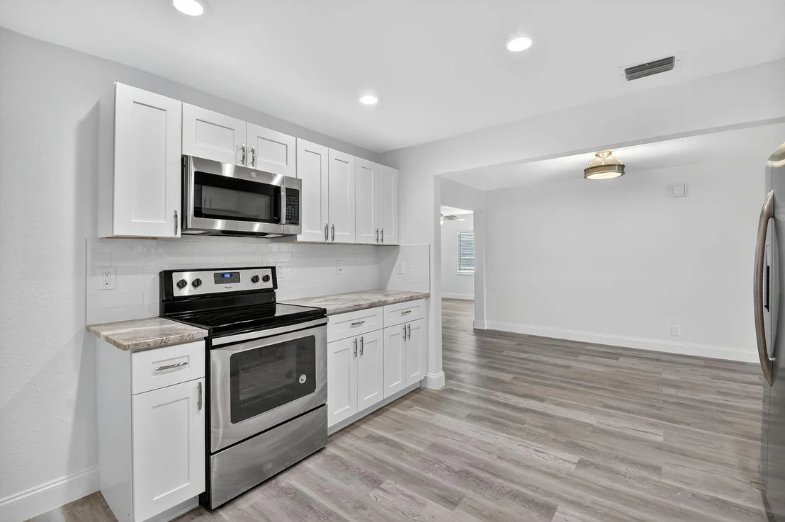 Photo of 6105 Dusenburg Road
