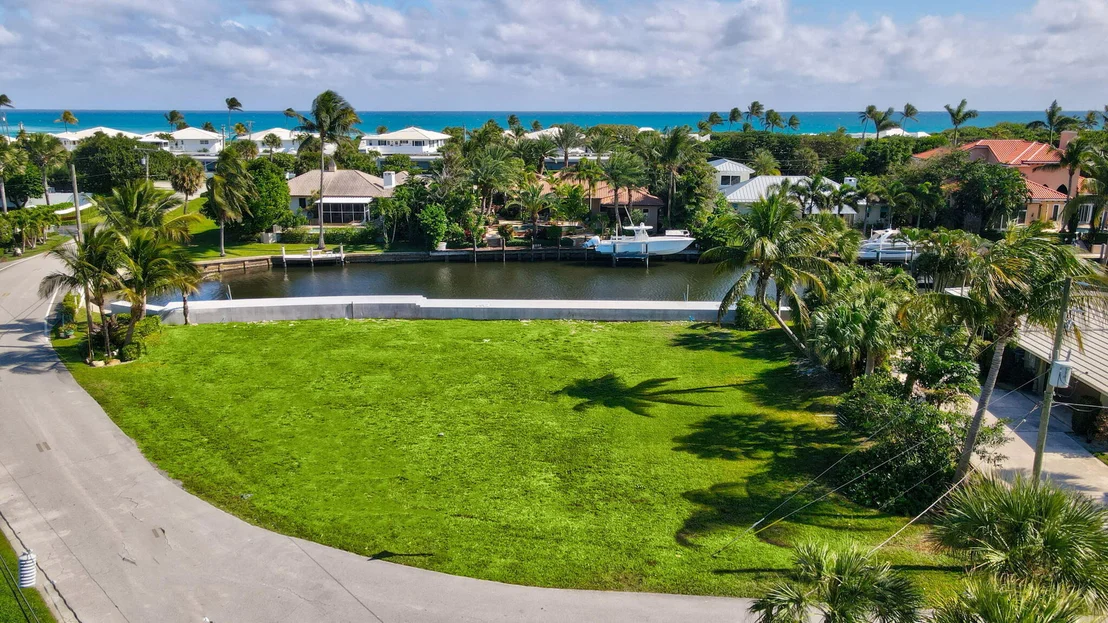 Photo of 25 Sabal Island Drive