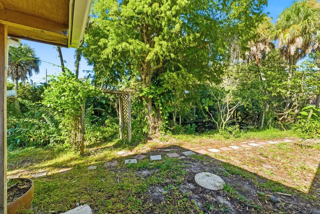 Photo of 15323 E State Road 78