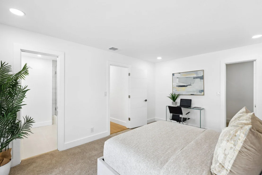 Photo of 6794 Giralda Circle