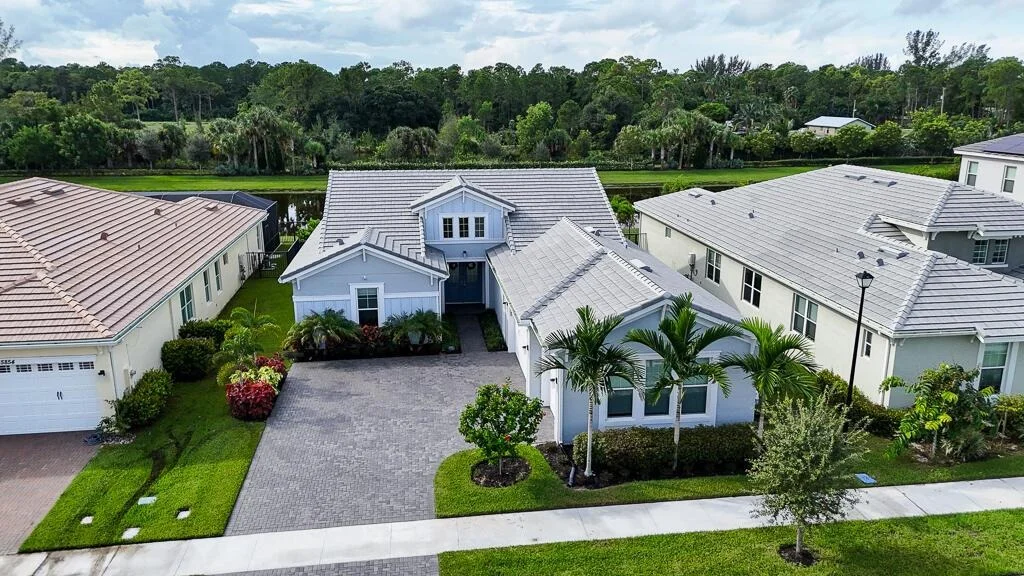 Photo of 15848 Orchard Drive