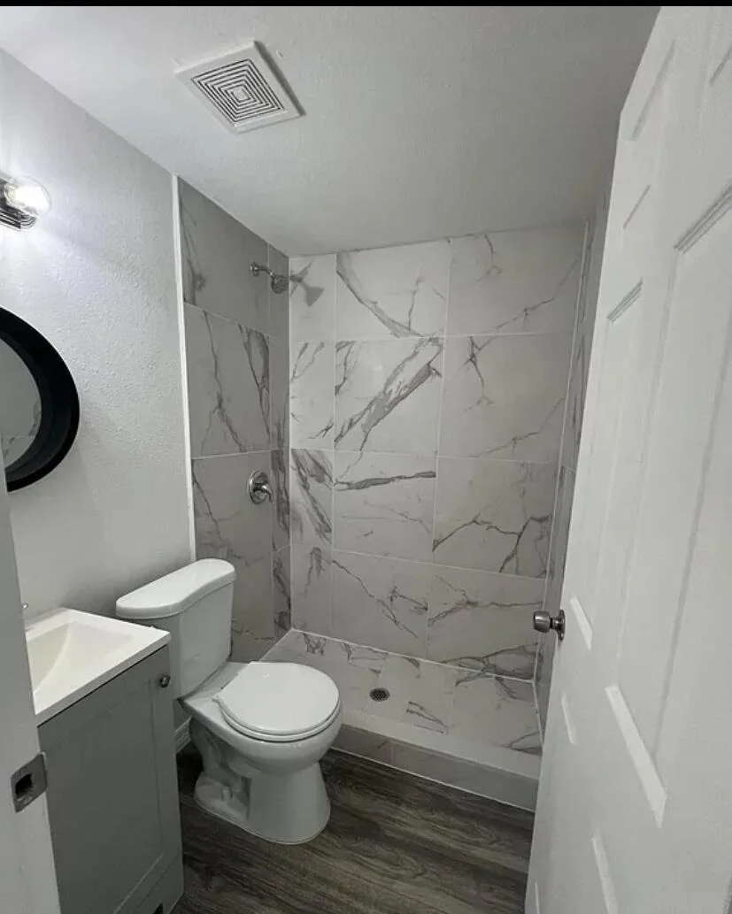 Photo of 3051 44th Lane